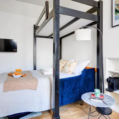 Bnbnook - Charming Steps From Pompidou *