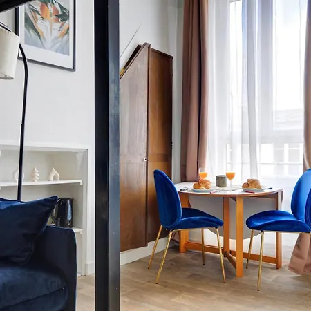 Bnbnook - Charming Steps From Pompidou Paris
